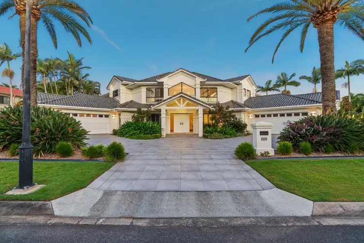 1153 Rosebank Way West, Hope Island QLD 4212