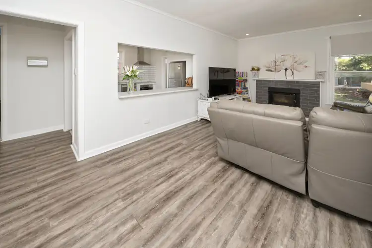 Fifth view of Homely house listing, 17 Mundle Avenue, Swan Hill VIC 3585