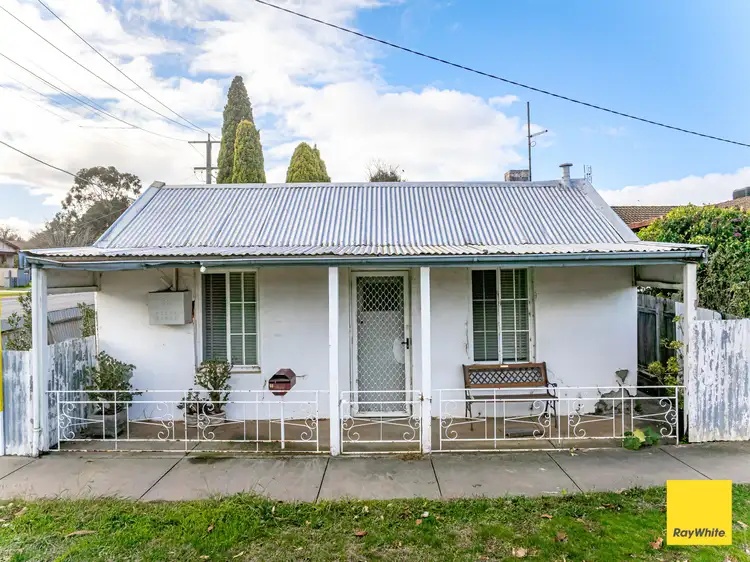 60 Peg Leg Road, Eaglehawk VIC 3556