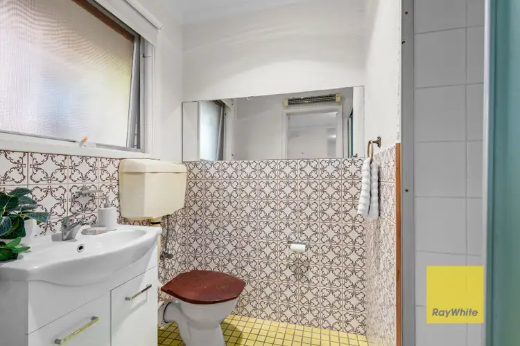 Sixth view of Homely house listing, 1 Armitage Court, Belmont VIC 3216