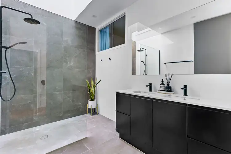 Sixth view of Homely townhouse listing, 2/1 Curtis Place, Brunswick VIC 3056