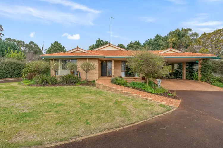 7 Caniroglen Court, Manjimup WA 6258
