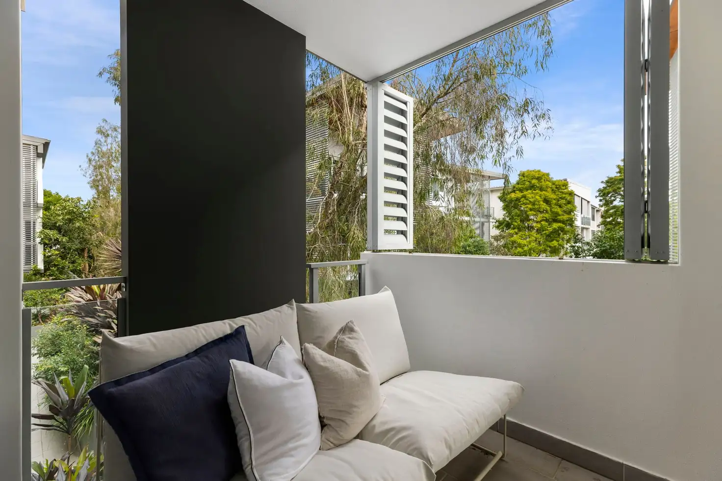 Main view of Homely apartment listing, 11/2 Barramul Street, Bulimba QLD 4171