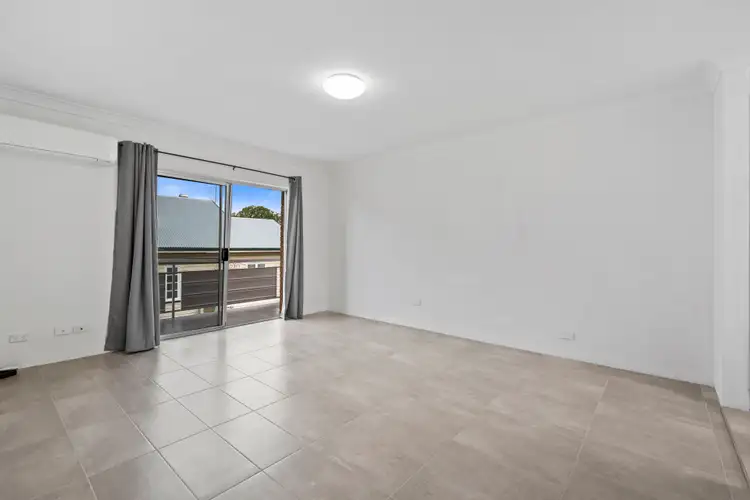 Third view of Homely unit listing, 2/33 Broadmere Street, Annerley QLD 4103