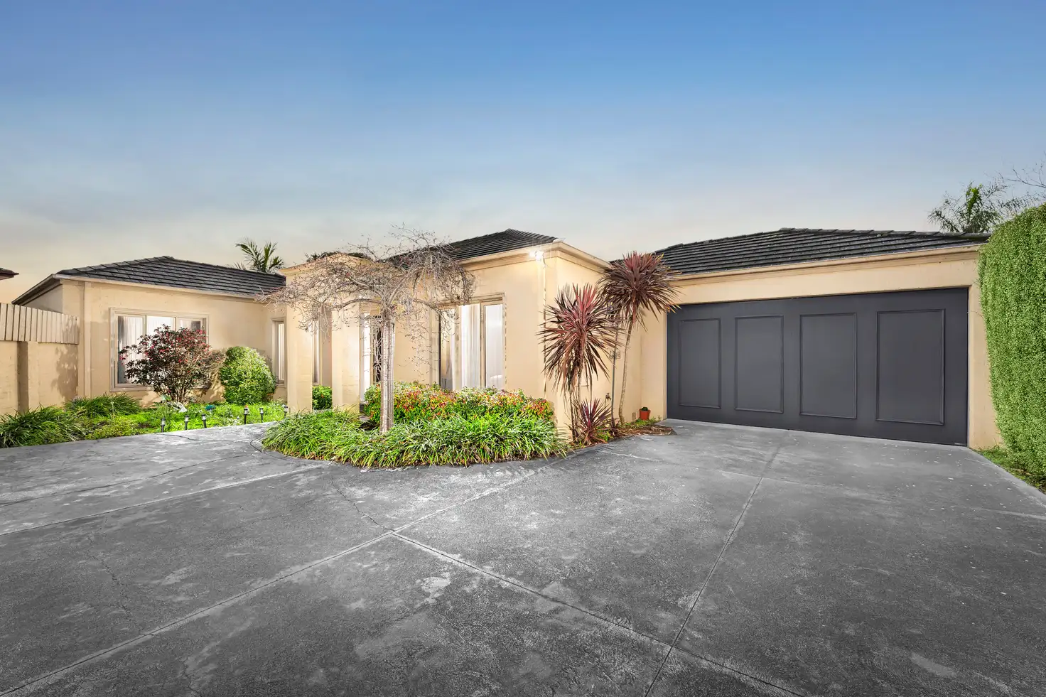 Main view of Homely townhouse listing, 2/543 Boronia Road, Wantirna VIC 3152