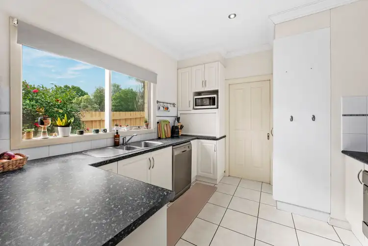 Fourth view of Homely townhouse listing, 2/543 Boronia Road, Wantirna VIC 3152