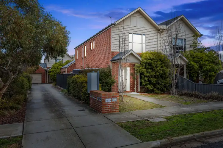 4/9 Foster Street, Redan VIC 3350