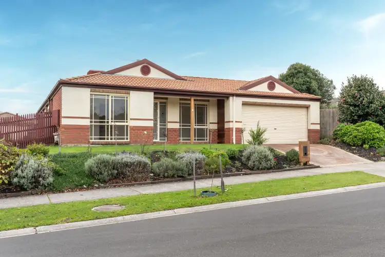 Third view of Homely house listing, 5 Bendemere Rise, Langwarrin VIC 3910