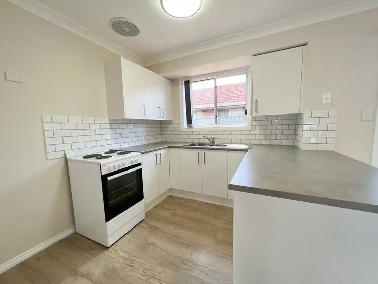 Fifth view of Homely house listing, 2 Clancy Place, Parkes NSW 2870