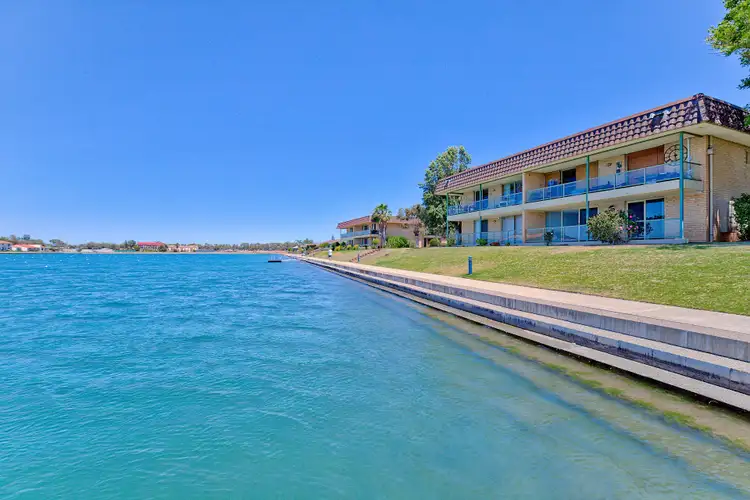10/70 Military Road, Tennyson SA 5022
