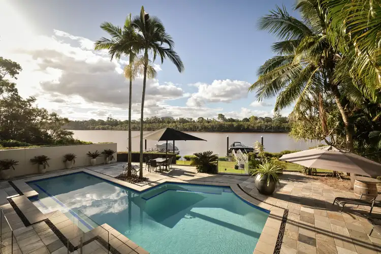 99 Brisbane Corso, Fairfield QLD 4103