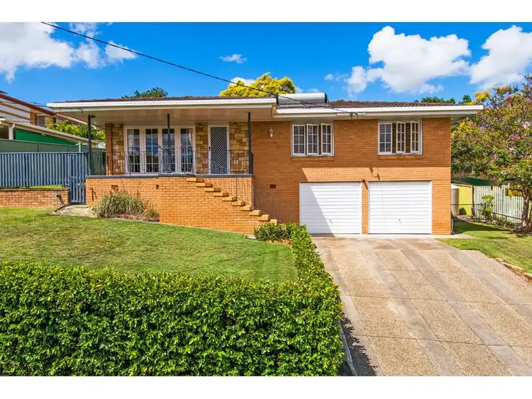 Main view of Homely house listing, 15 Kiparra Street, Mansfield QLD 4122