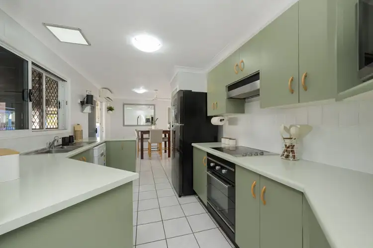 Second view of Homely house listing, 8 Betony Place, Kirwan QLD 4817