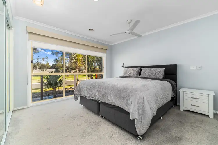 Second view of Homely house listing, 4 Wahgunyah Crescent, Langwarrin VIC 3910