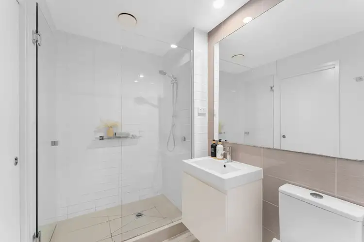 Sixth view of Homely apartment listing, 3/270 High Street, Windsor VIC 3181