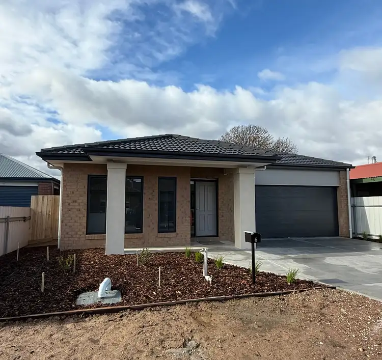 6 Webster Street, Yea VIC 3717