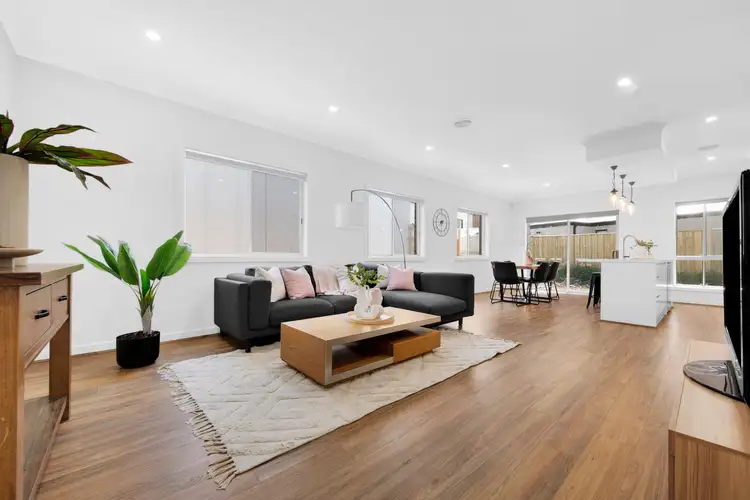 Fifth view of Homely house listing, 4 Woodman Circuit, Wollert VIC 3750