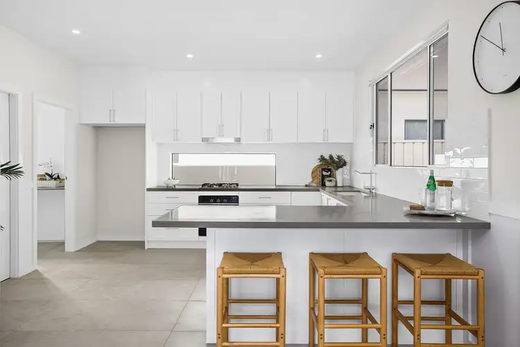 Third view of Homely house listing, 2/3 Reid Street, Oak Flats NSW 2529
