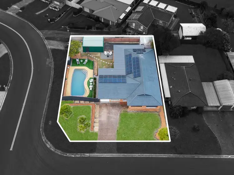 1 Swamphen Street