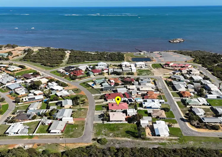 91 Nairn Street, Leeman WA 6514