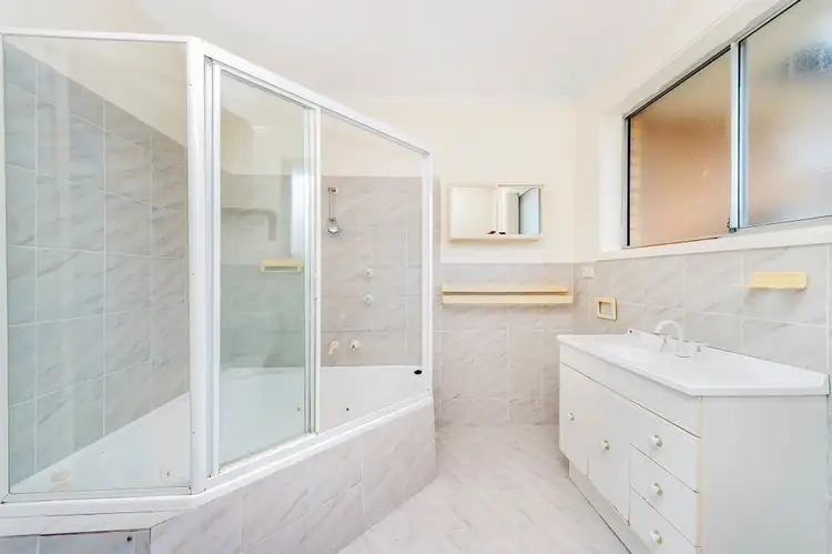 Seventh view of Homely townhouse listing, 1/38 Alanbar Street, Karabar NSW 2620
