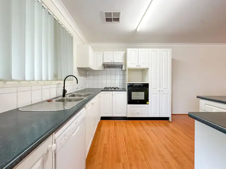 Fifth view of Homely house listing, 22 Middle Tree Close, Hamlyn Terrace NSW 2259