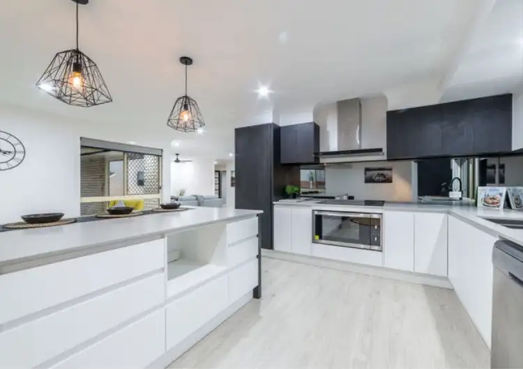 Second view of Homely house listing, 207 Mildura Drive, Helensvale QLD 4212