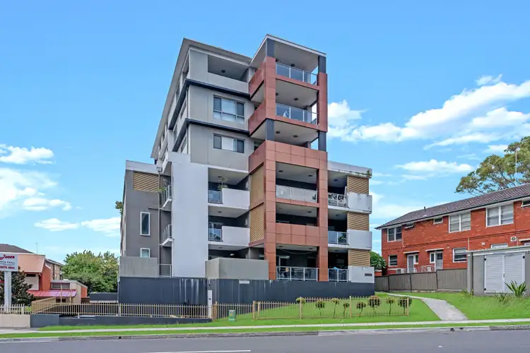 Main view of Homely apartment listing, 9/4 St Georges Parade, Hurstville NSW 2220