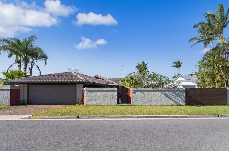 5 Huon Street, Broadbeach Waters QLD 4218