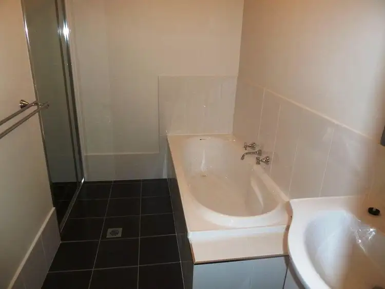 Fifth view of Homely villa listing, 4/10 Mirrul Street, Glenfield Park NSW 2650