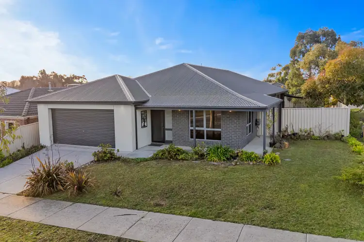 127 Canadian Lakes Boulevard, Canadian VIC 3350