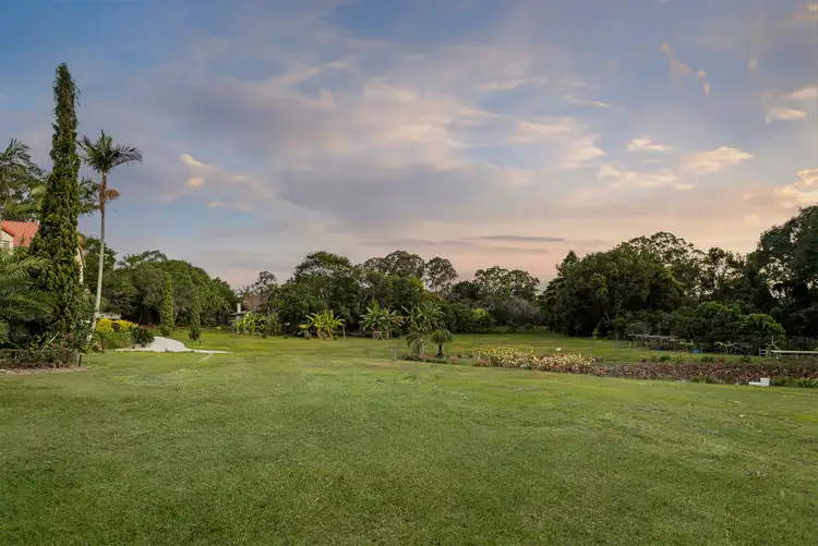 2089 Roghan Road, Bridgeman Downs QLD 4035