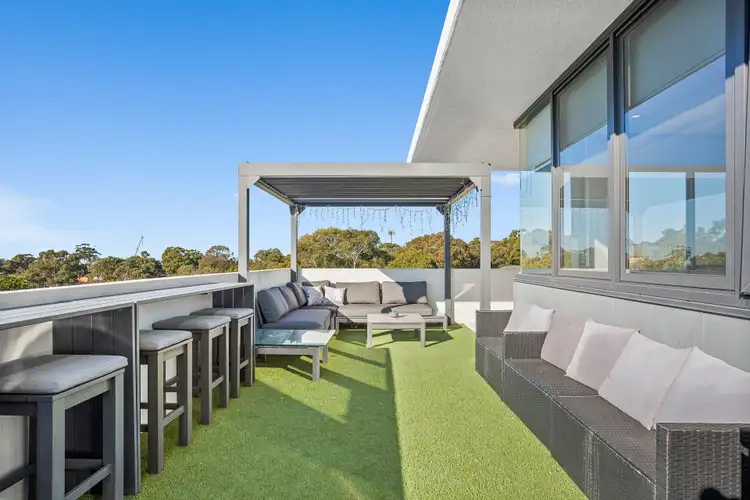 Second view of Homely apartment listing, 404/51 Glencoe Street, Sutherland NSW 2232