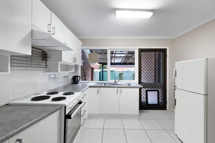 Fifth view of Homely house listing, 5 Green Lane, Bradbury NSW 2560