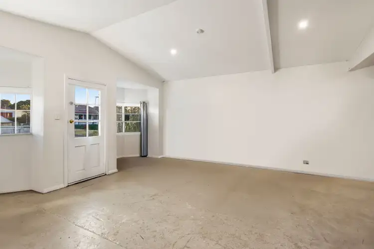 Sixth view of Homely house listing, 8 O'Neill Street, Warilla NSW 2528