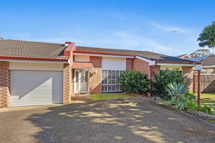 Main view of Homely villa listing, 4/31-33 Canberra Road, Sylvania NSW 2224