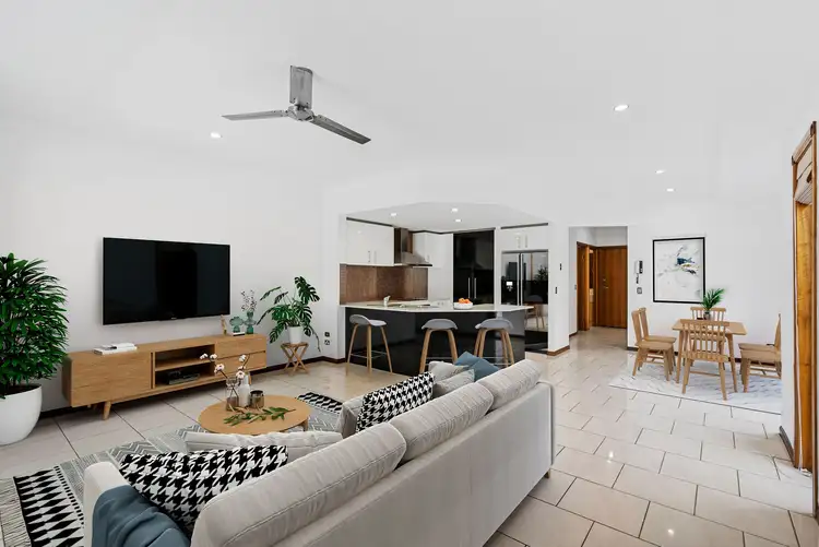 1/22 Bali Avenue, Palm Beach QLD 4221