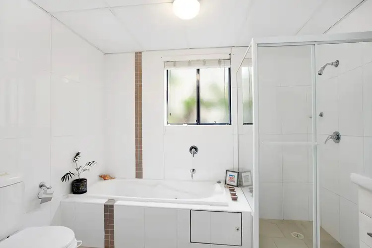 Third view of Homely unit listing, 33/2 Conie Avenue, Baulkham Hills NSW 2153