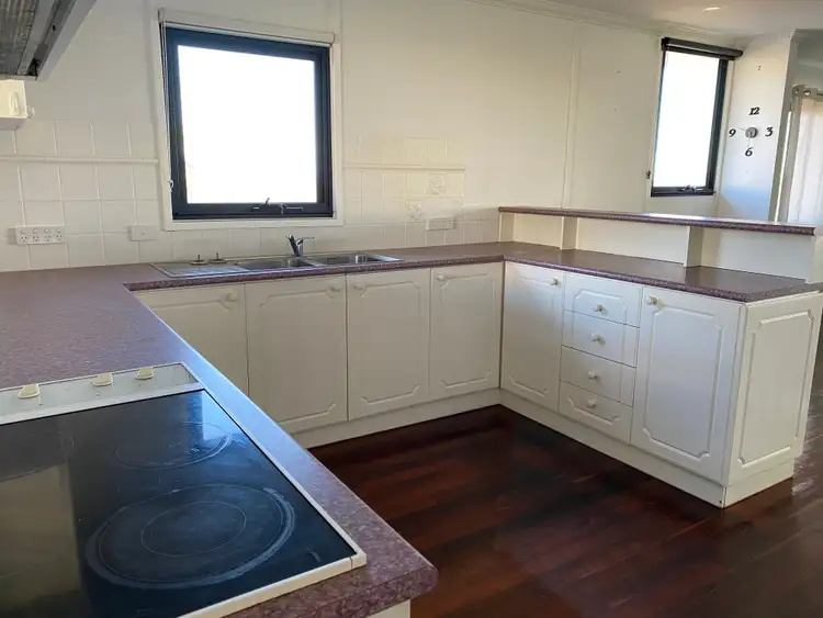 Fourth view of Homely house listing, 1 Craggs Court, Carnarvon WA 6701