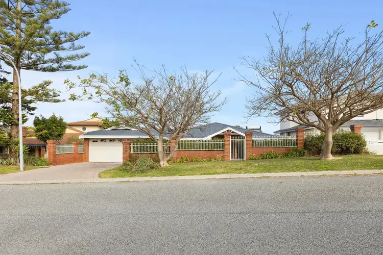 15 Barranjoey Way, Sorrento WA 6020