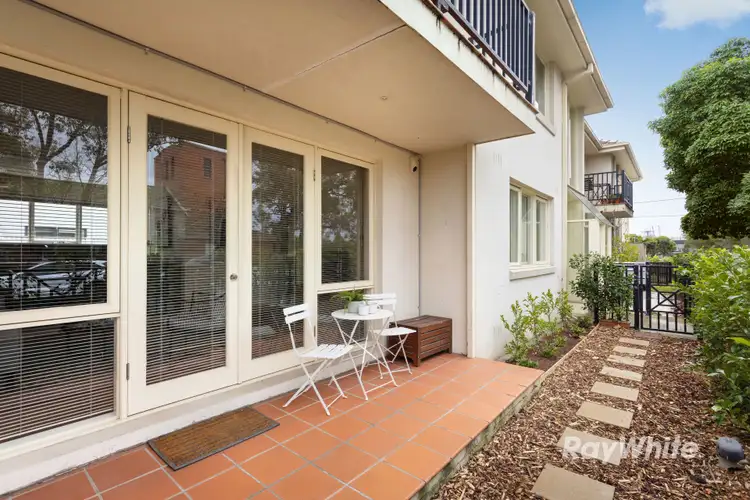 Fourth view of Homely apartment listing, 3/369 Neerim Road, Carnegie VIC 3163