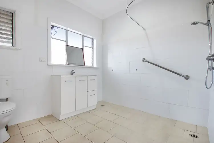 Fifth view of Homely house listing, 223 Kiewa Street, South Albury NSW 2640