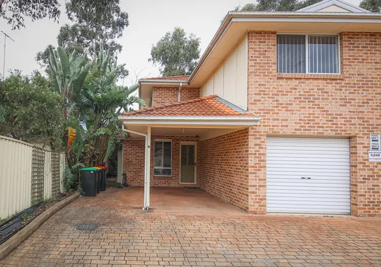 2/40 Bringelly Road, Kingswood NSW 2747