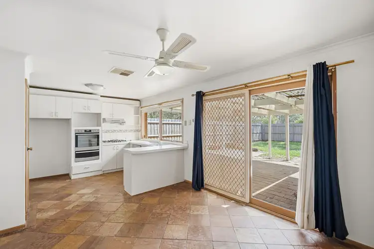 2 Talina Close, Hoppers Crossing VIC 3029