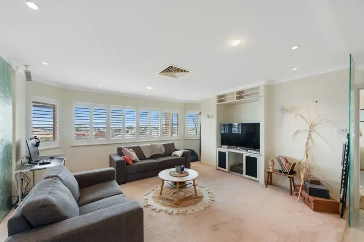 Fifth view of Homely house listing, 10/3 Sanford Street, Geraldton WA 6530