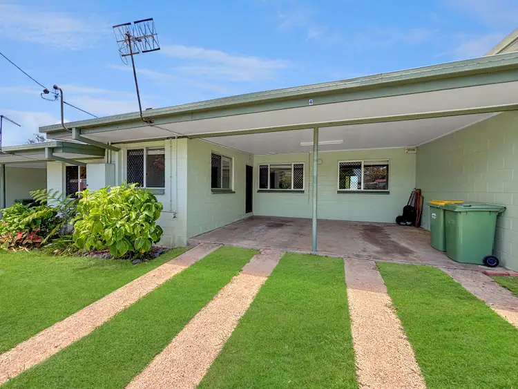 4/1 Beagrie Street, Sarina QLD 4737