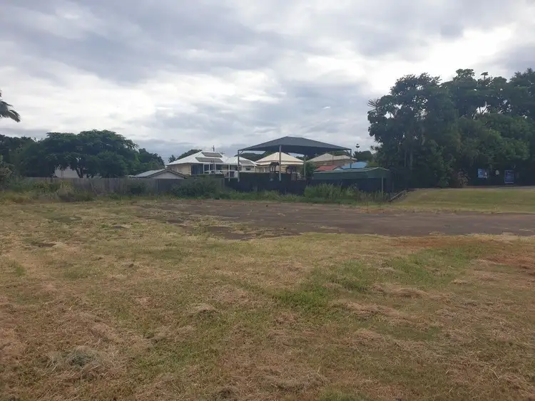12a Pizzey Street, Childers QLD 4660