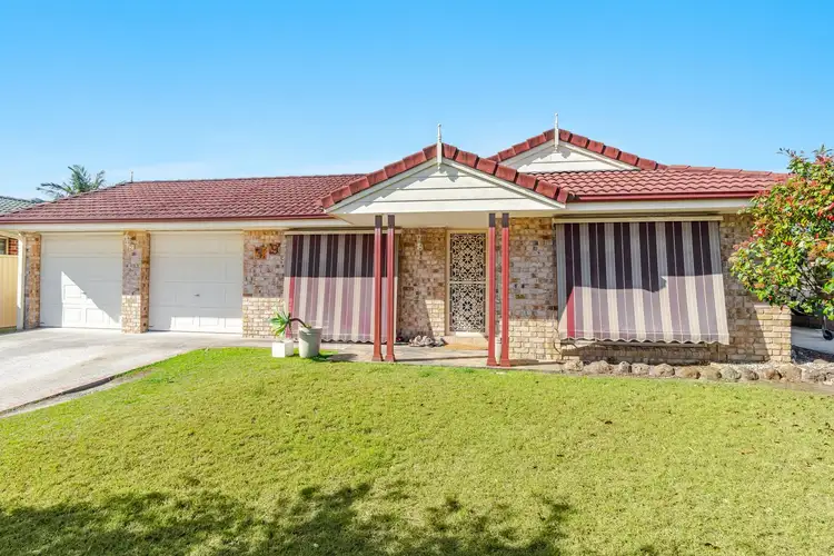 19 Admiralty Court, Yamba NSW 2464
