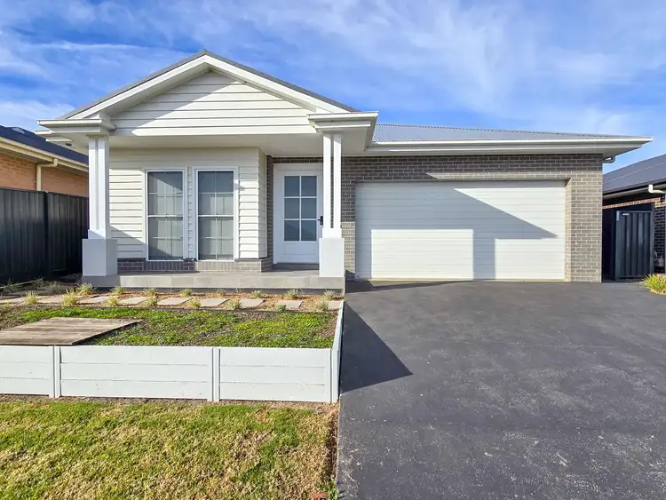 73 Highland Crescent, Thirlmere NSW 2572