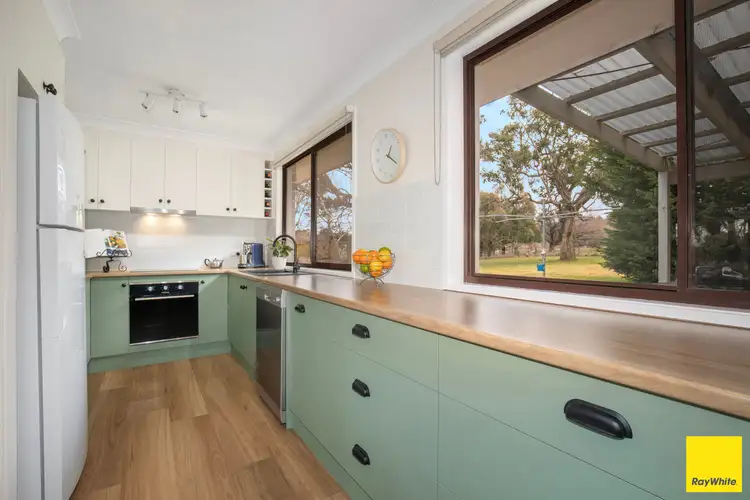 47 Lawson Road, Armidale NSW 2350